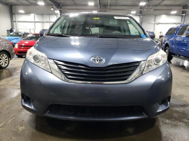 Photo 4 VIN: 5TDKK3DC3ES435849 - TOYOTA SIENNA LE 