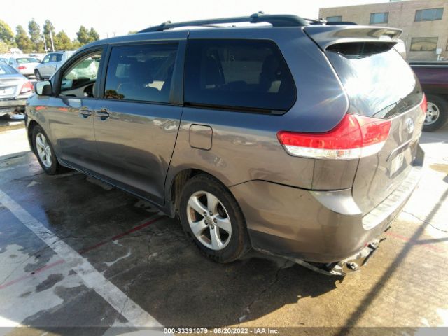 Photo 2 VIN: 5TDKK3DC3ES464039 - TOYOTA SIENNA 