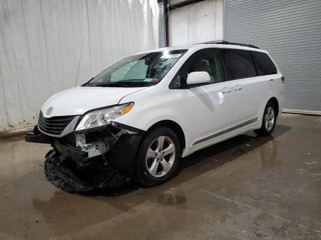 Photo 0 VIN: 5TDKK3DC3ES467233 - TOYOTA SIENNA LE 