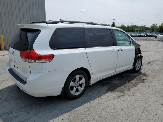 Photo 2 VIN: 5TDKK3DC3ES479785 - TOYOTA SIENNA LE 