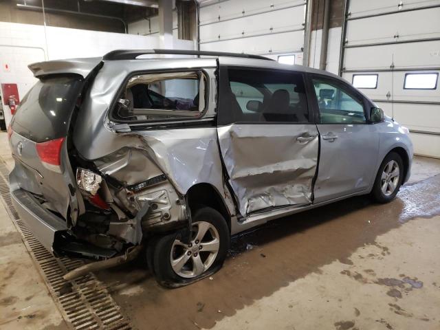 Photo 2 VIN: 5TDKK3DC3ES479950 - TOYOTA SIENNA LE 