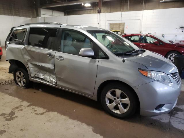 Photo 3 VIN: 5TDKK3DC3ES479950 - TOYOTA SIENNA LE 