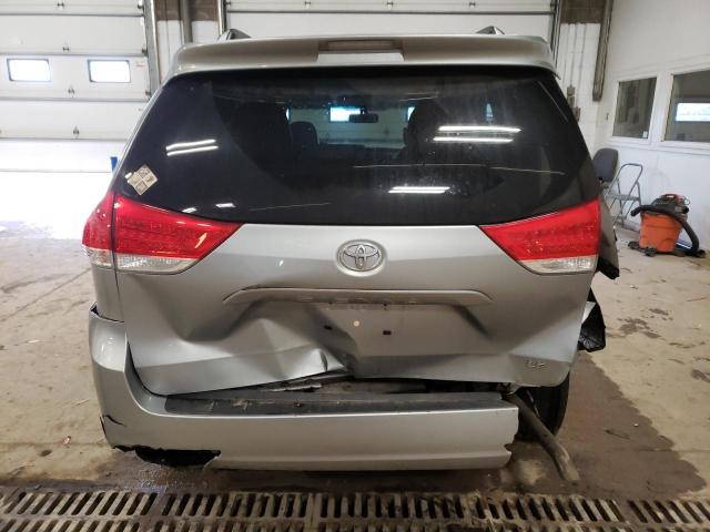 Photo 5 VIN: 5TDKK3DC3ES479950 - TOYOTA SIENNA LE 