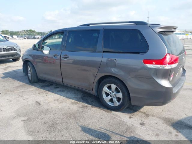 Photo 2 VIN: 5TDKK3DC3ES480452 - TOYOTA SIENNA 