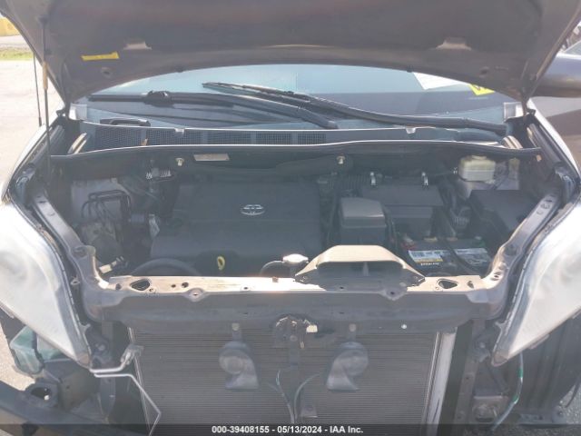 Photo 9 VIN: 5TDKK3DC3ES480452 - TOYOTA SIENNA 