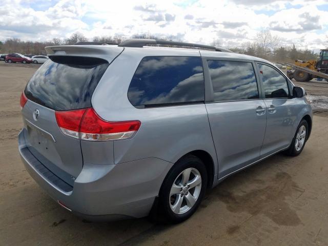 Photo 3 VIN: 5TDKK3DC3ES491886 - TOYOTA SIENNA LE 