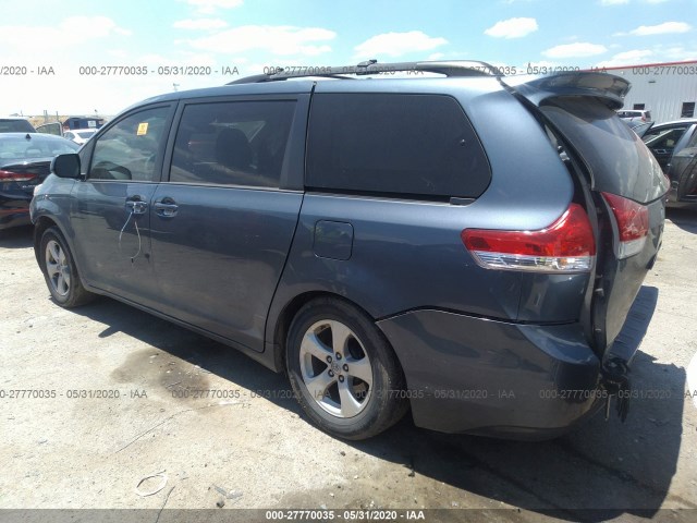 Photo 2 VIN: 5TDKK3DC3ES494738 - TOYOTA SIENNA 