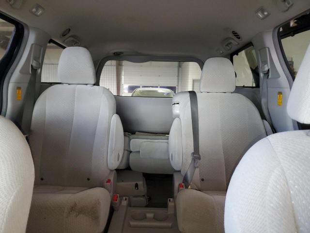 Photo 9 VIN: 5TDKK3DC3ES497722 - TOYOTA SIENNA LE 