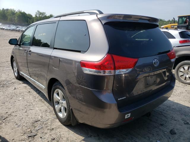 Photo 2 VIN: 5TDKK3DC3ES508007 - TOYOTA SIENNA LE 