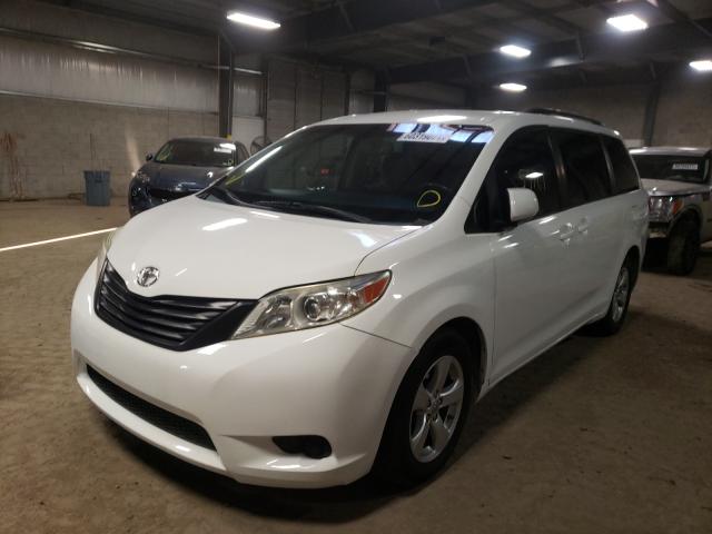 Photo 1 VIN: 5TDKK3DC3FS563901 - TOYOTA SIENNA 