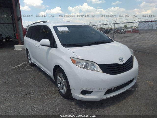 Photo 5 VIN: 5TDKK3DC3FS563901 - TOYOTA SIENNA 