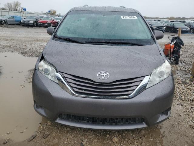 Photo 4 VIN: 5TDKK3DC3FS589415 - TOYOTA SIENNA LE 