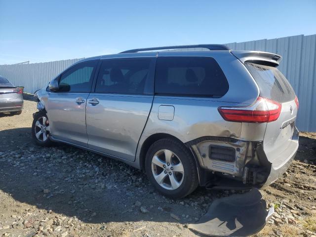 Photo 1 VIN: 5TDKK3DC3FS594677 - TOYOTA SIENNA LE 