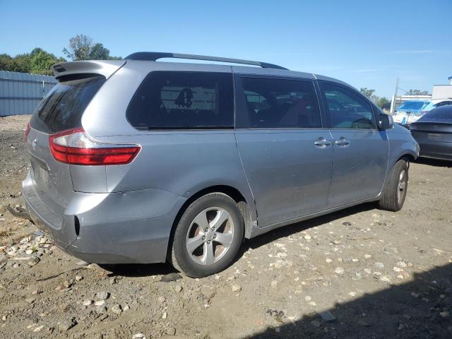 Photo 2 VIN: 5TDKK3DC3FS594677 - TOYOTA SIENNA LE 