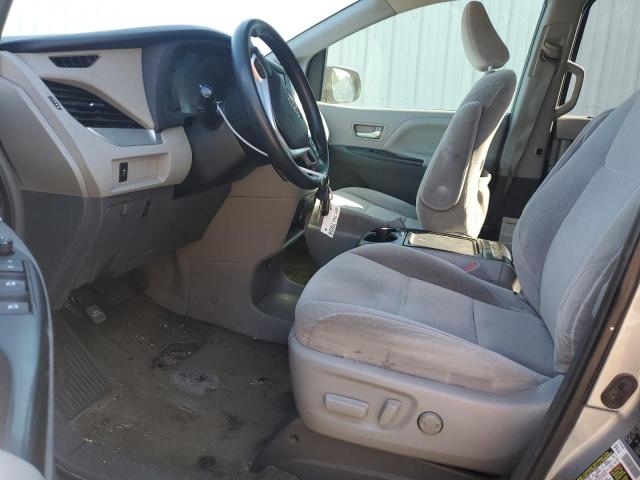 Photo 6 VIN: 5TDKK3DC3FS594677 - TOYOTA SIENNA LE 