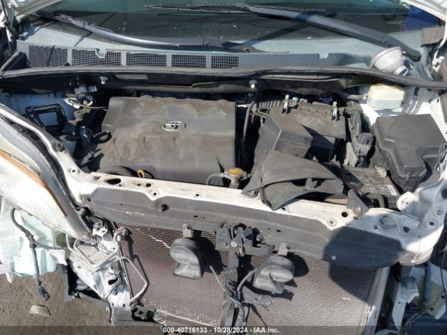 Photo 9 VIN: 5TDKK3DC3FS596235 - TOYOTA SIENNA 