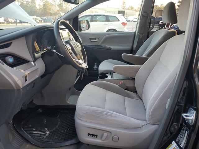 Photo 6 VIN: 5TDKK3DC3FS611381 - TOYOTA SIENNA LE 