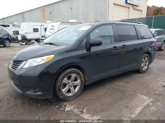 Photo 1 VIN: 5TDKK3DC3FS616421 - TOYOTA SIENNA 