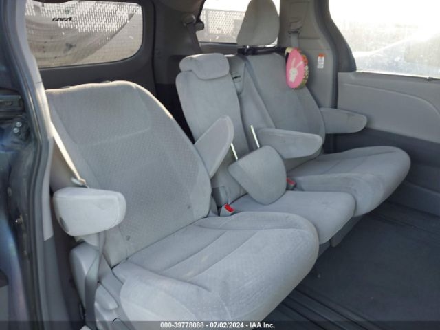 Photo 7 VIN: 5TDKK3DC3FS617617 - TOYOTA SIENNA 