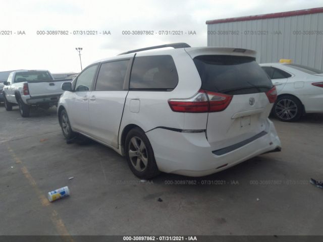 Photo 2 VIN: 5TDKK3DC3FS621943 - TOYOTA SIENNA 