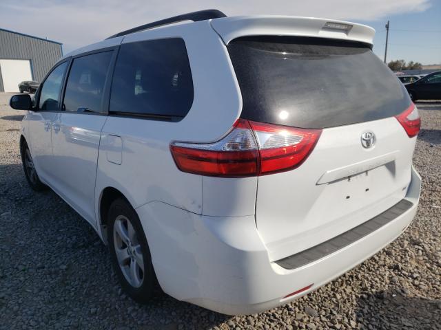 Photo 2 VIN: 5TDKK3DC3FS622042 - TOYOTA SIENNA LE 