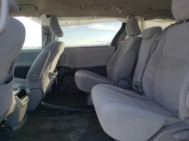 Photo 5 VIN: 5TDKK3DC3FS622042 - TOYOTA SIENNA LE 