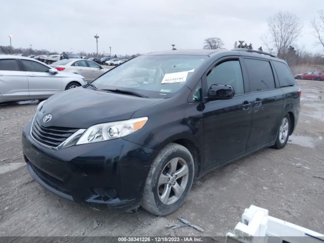 Photo 1 VIN: 5TDKK3DC3FS652674 - TOYOTA SIENNA 