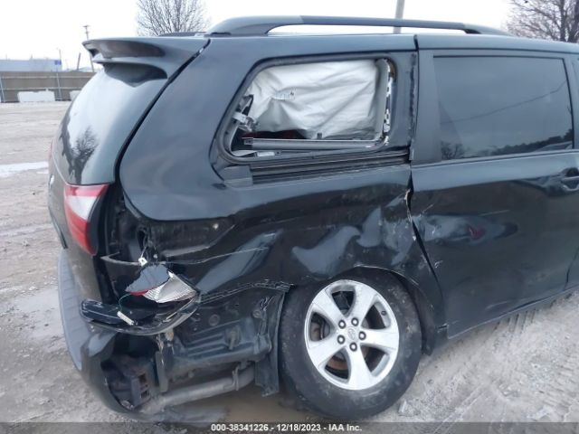 Photo 5 VIN: 5TDKK3DC3FS652674 - TOYOTA SIENNA 