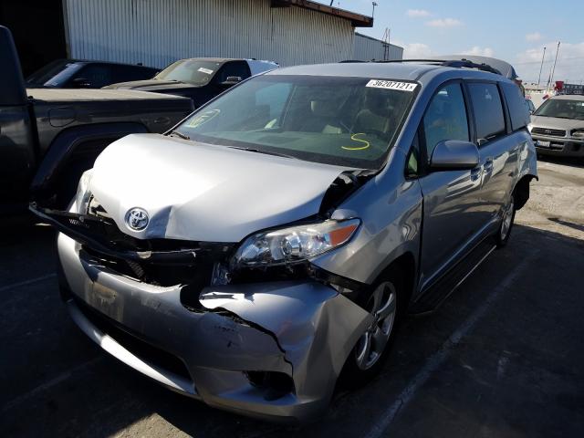 Photo 1 VIN: 5TDKK3DC3FS672908 - TOYOTA SIENNA LE 