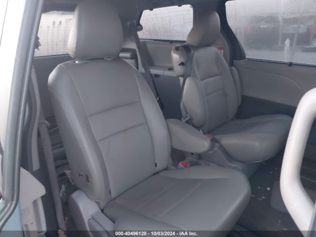 Photo 7 VIN: 5TDKK3DC3FS676148 - TOYOTA SIENNA 