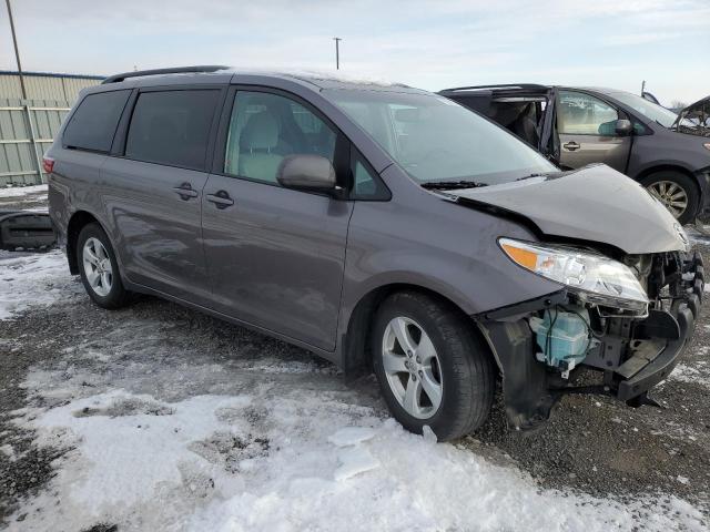 Photo 3 VIN: 5TDKK3DC3FS689143 - TOYOTA SIENNA LE 