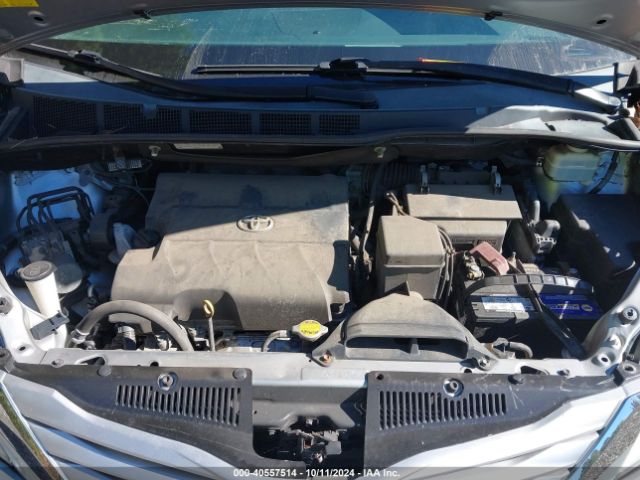 Photo 9 VIN: 5TDKK3DC3GS705181 - TOYOTA SIENNA 