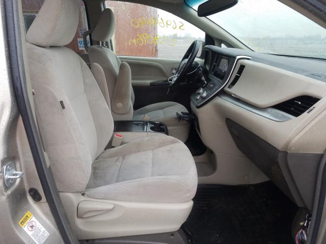 Photo 4 VIN: 5TDKK3DC3GS709957 - TOYOTA SIENNA LE 