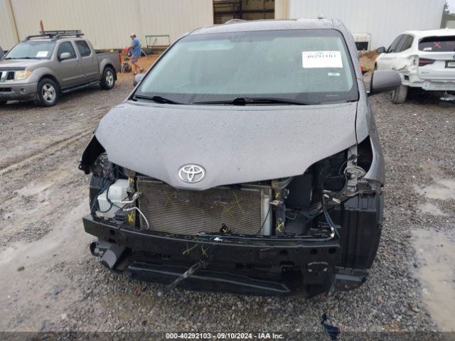 Photo 5 VIN: 5TDKK3DC3GS714155 - TOYOTA SIENNA 