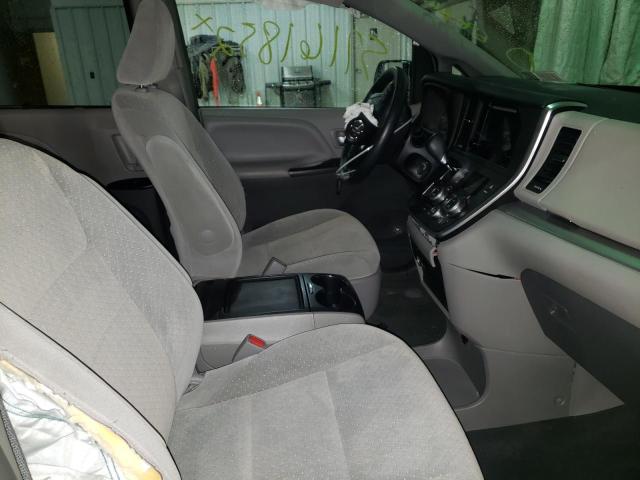 Photo 4 VIN: 5TDKK3DC3GS725690 - TOYOTA SIENNA LE 