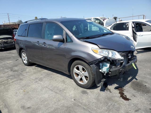 Photo 3 VIN: 5TDKK3DC3GS741033 - TOYOTA SIENNA LE 