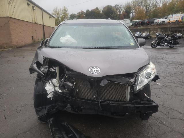 Photo 4 VIN: 5TDKK3DC3GS749648 - TOYOTA ALL MODELS 