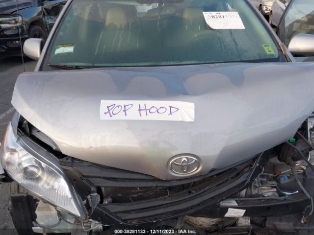 Photo 9 VIN: 5TDKK3DC4BS007686 - TOYOTA SIENNA 