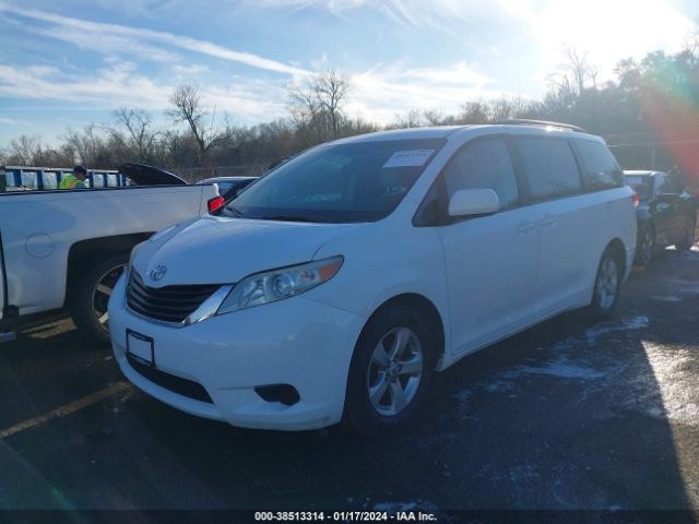 Photo 1 VIN: 5TDKK3DC4BS045063 - TOYOTA SIENNA 