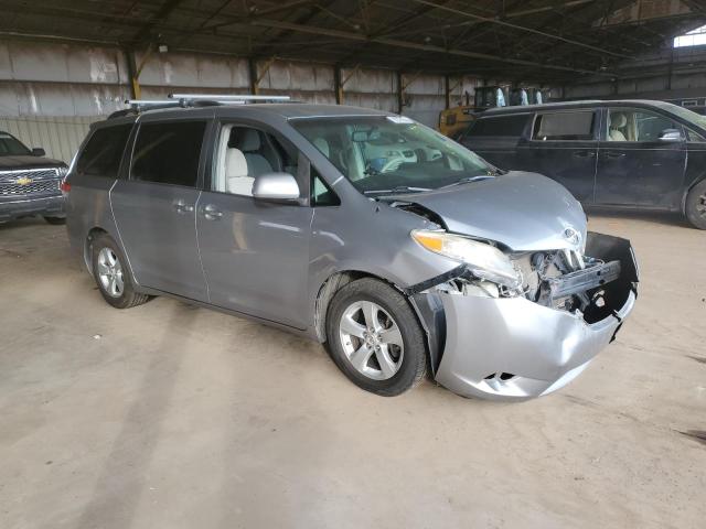 Photo 3 VIN: 5TDKK3DC4BS045936 - TOYOTA SIENNA LE 