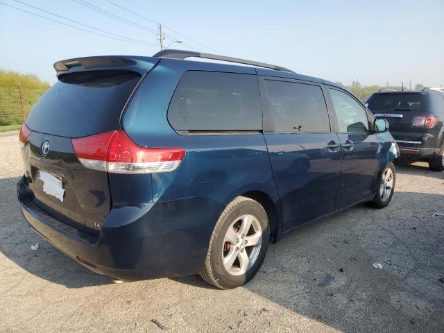 Photo 2 VIN: 5TDKK3DC4BS048075 - TOYOTA SIENNA LE 