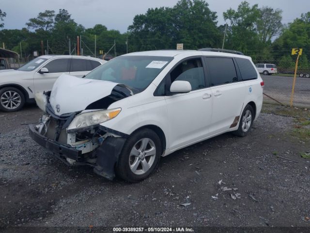 Photo 1 VIN: 5TDKK3DC4BS050215 - TOYOTA SIENNA 