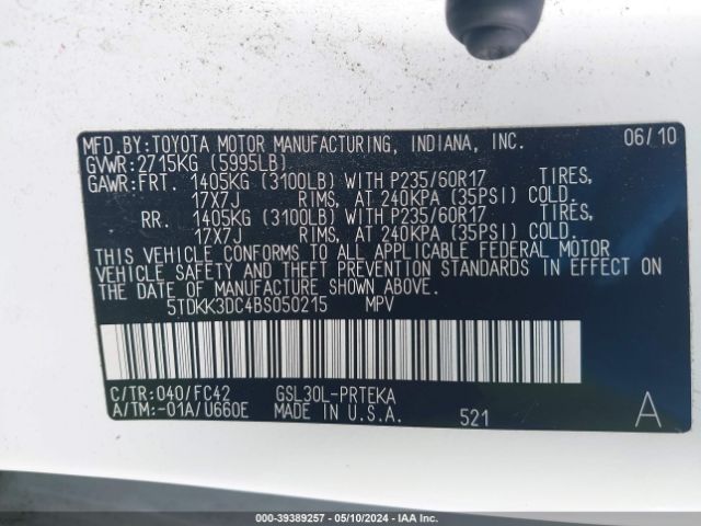 Photo 8 VIN: 5TDKK3DC4BS050215 - TOYOTA SIENNA 