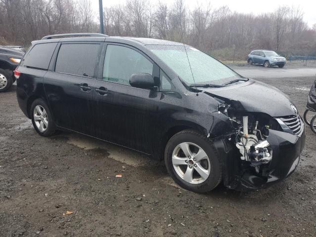 Photo 3 VIN: 5TDKK3DC4BS070027 - TOYOTA SIENNA LE 