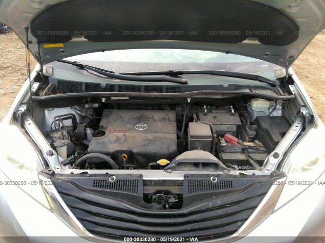 Photo 9 VIN: 5TDKK3DC4BS074207 - TOYOTA SIENNA 