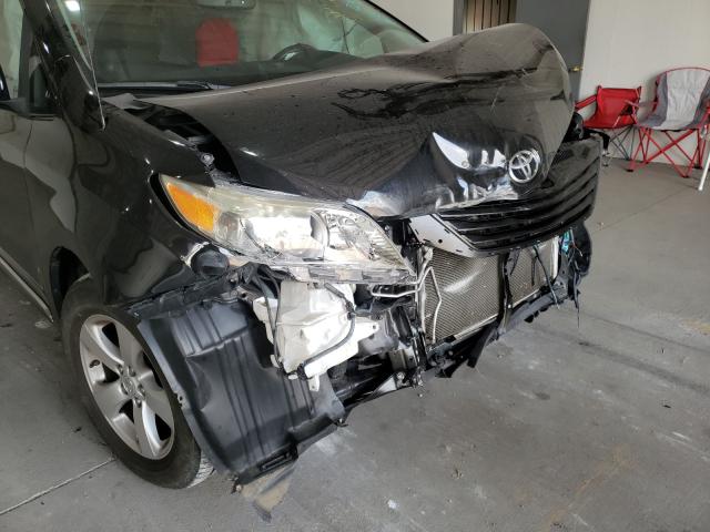 Photo 8 VIN: 5TDKK3DC4BS077253 - TOYOTA SIENNA LE 