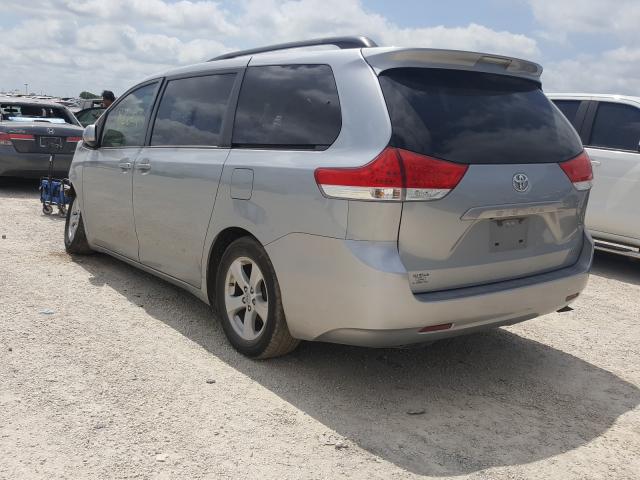 Photo 2 VIN: 5TDKK3DC4BS078712 - TOYOTA SIENNA LE 