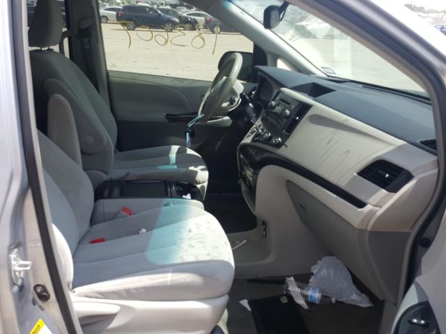 Photo 4 VIN: 5TDKK3DC4BS078712 - TOYOTA SIENNA LE 