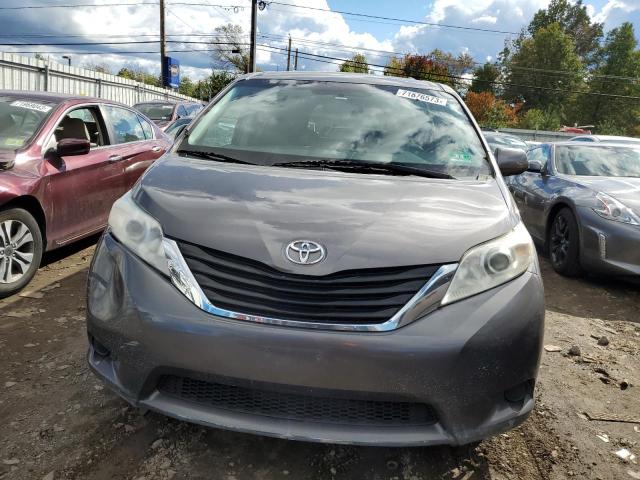 Photo 4 VIN: 5TDKK3DC4BS085174 - TOYOTA SIENNA LE 