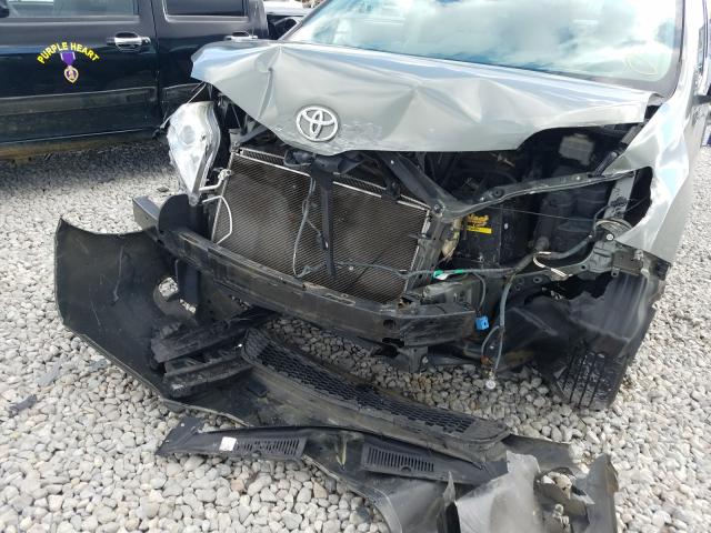 Photo 8 VIN: 5TDKK3DC4BS087796 - TOYOTA SIENNA LE 